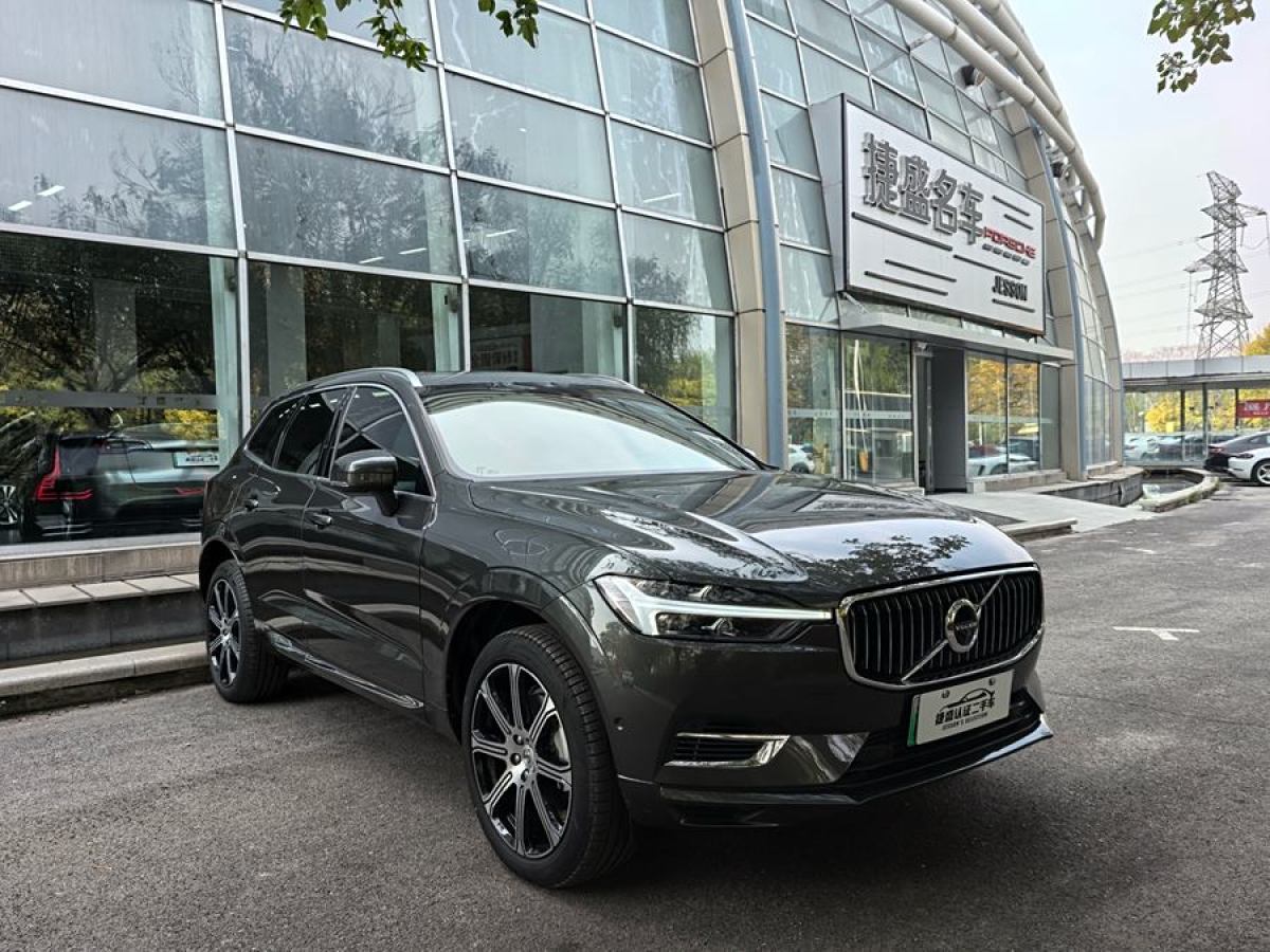 沃爾沃 XC60新能源  2024款 T8 插電混動 長續(xù)航四驅(qū)智雅豪華版圖片