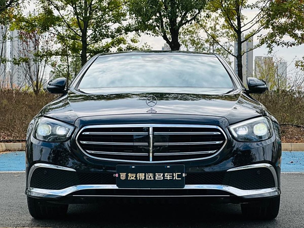 奔馳 奔馳E級  2021款 改款 E 300 L 尊貴型圖片