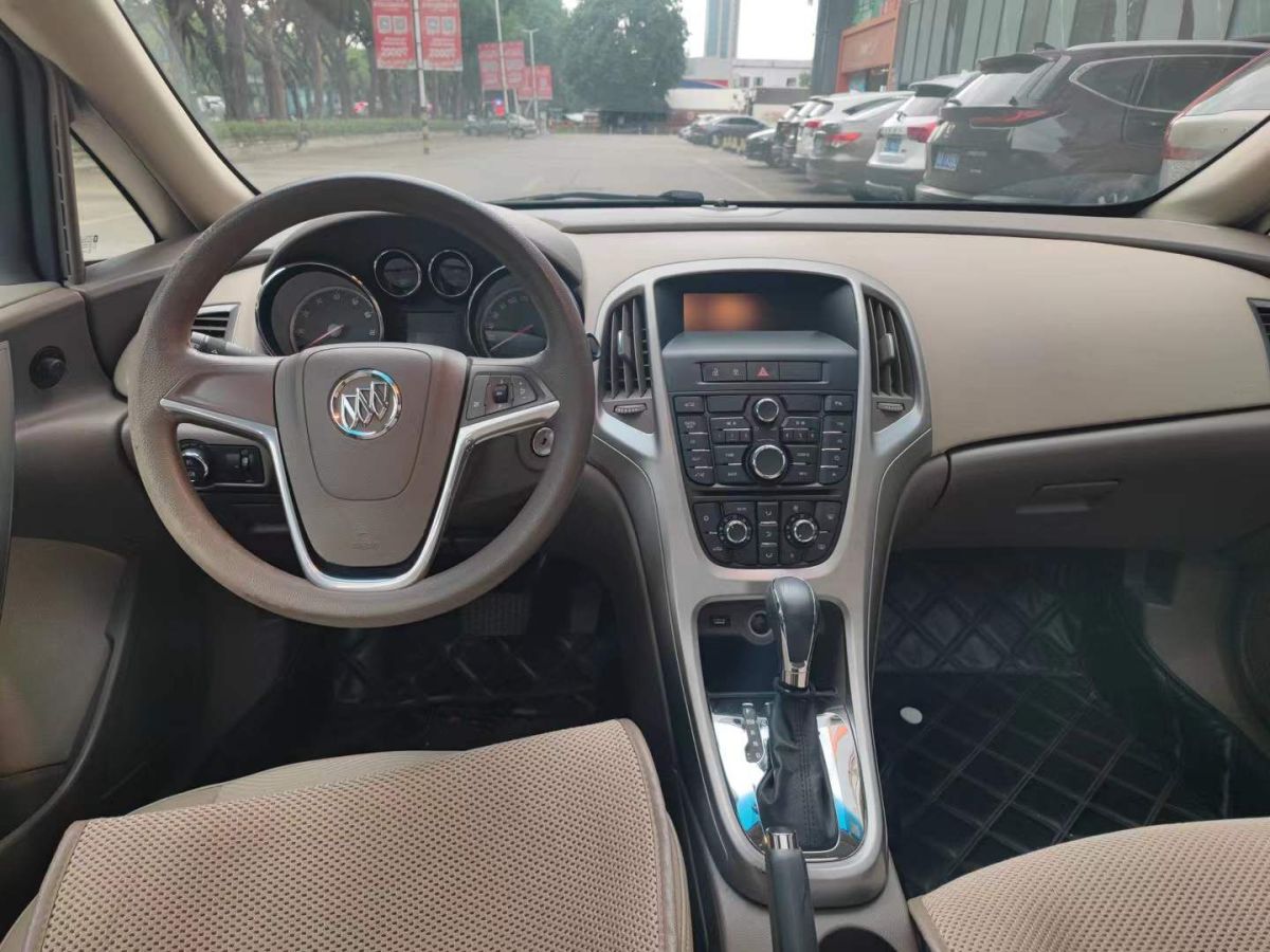 別克 英朗  2014款 XT 1.6L 手動(dòng)舒適版圖片