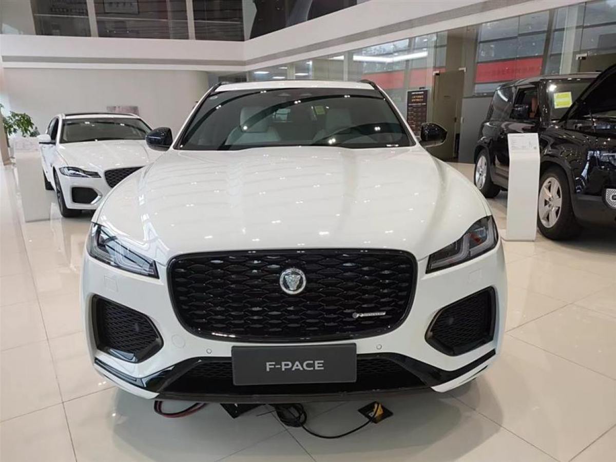 捷豹 F-PACE  2024款 P250 R-Dynamic SE圖片