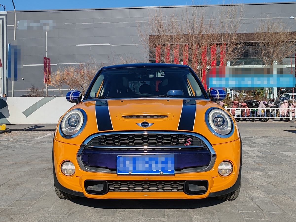 MINI MINI  2015款 2.0T COOPER S 五門版圖片