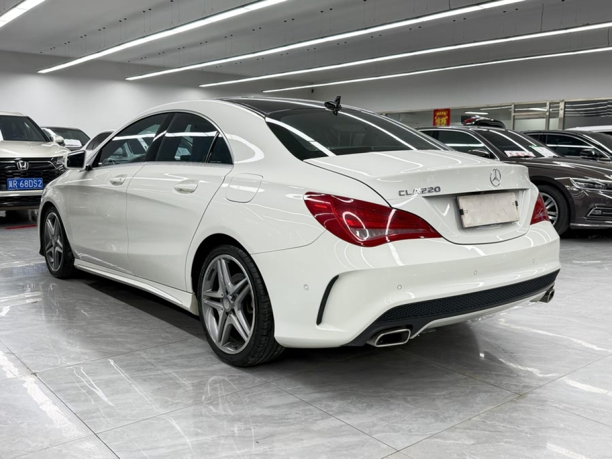 奔馳 奔馳CLA級  2016款 改款 CLA 220 4MATIC圖片