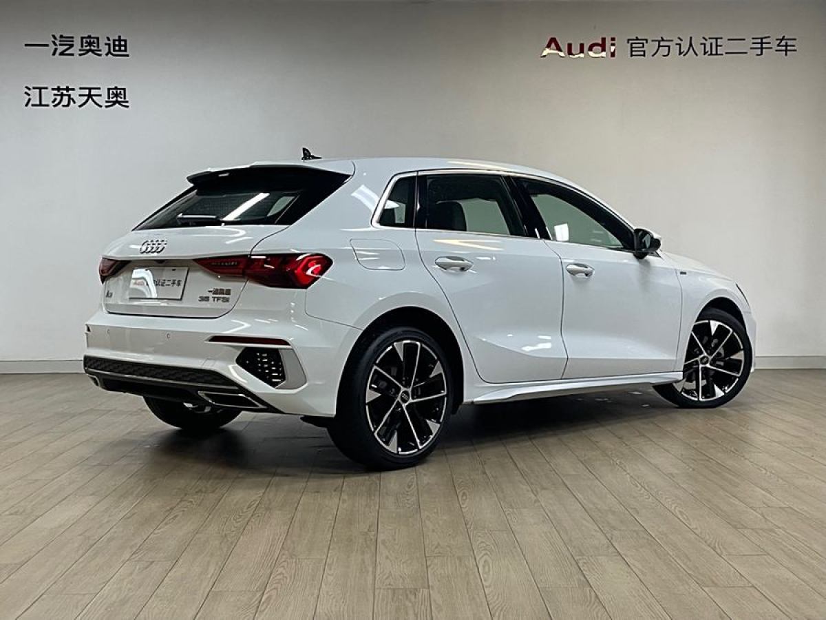 奧迪 奧迪A3  2023款 改款 Sportback 35 TFSI 時尚運動型圖片