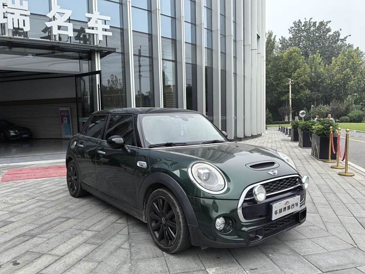 MINI MINI  2015款 2.0T COOPER S 五門版圖片