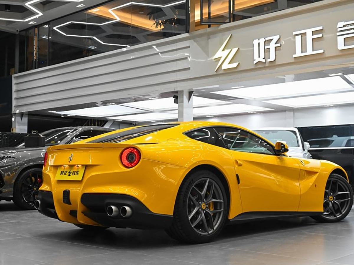 法拉利 F12berlinetta  2013款 6.3L 標準型圖片