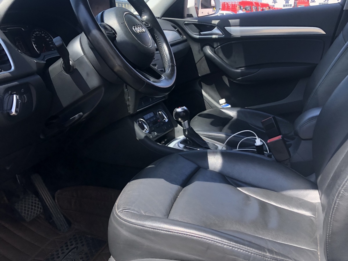 奧迪 奧迪Q3  2015款 35 TFSI 進取型圖片