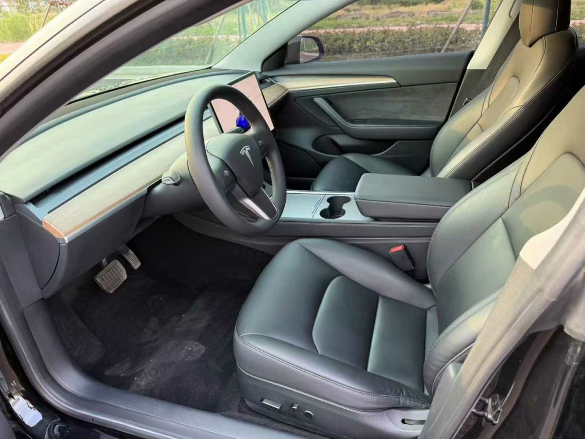 特斯拉 Model S  2023款 三電機全輪驅(qū)動 Plaid版圖片