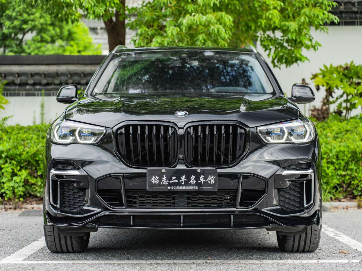 宝马 宝马X5  2022款 改款 xDrive 30Li 尊享型M运动套装图片