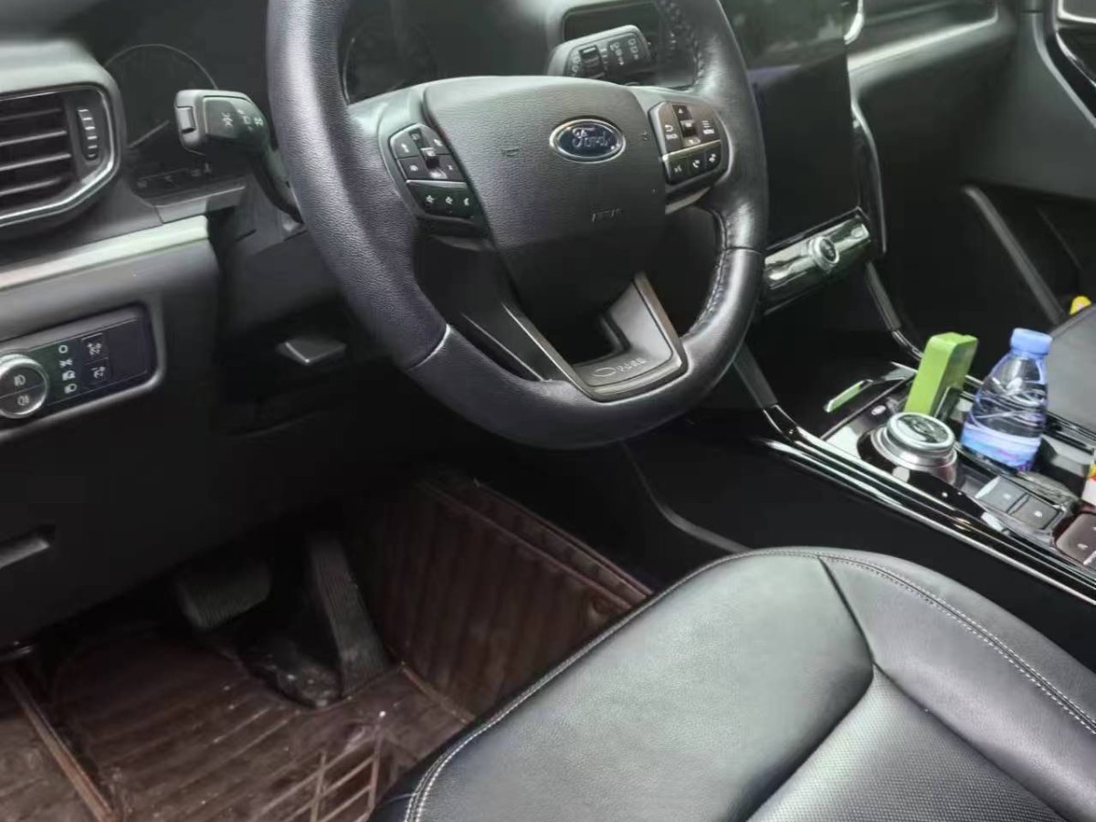 福特 探險者  2020款 EcoBoost 285 四驅(qū)風(fēng)尚版 6座圖片
