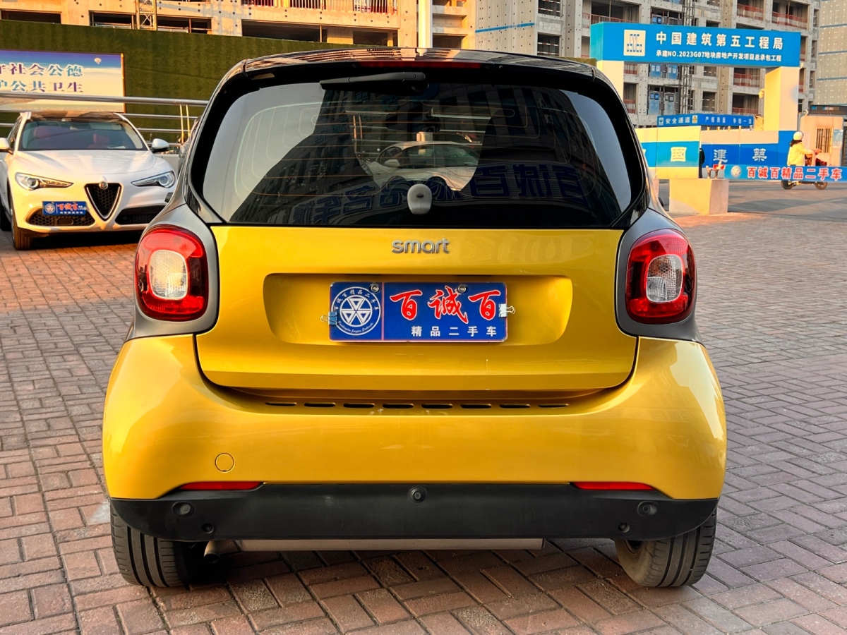 smart fortwo  2015款 1.0L 52千瓦硬頂激情版圖片