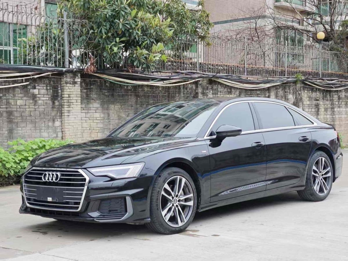 奧迪 奧迪A6L  2023款 改款 40 TFSI 豪華動(dòng)感型圖片