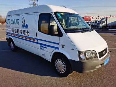 2014年6月 福特 全順 2.0T柴油廂式運(yùn)輸車中軸中頂國IV圖片