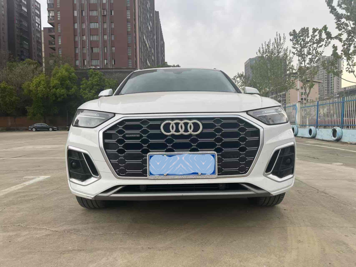 奧迪 奧迪Q5L  2023款 40T 豪華致雅型圖片