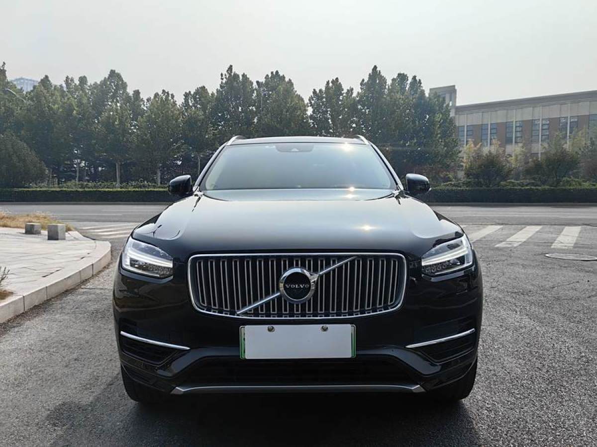 2018年5月沃爾沃 XC90新能源  2018款 E驅(qū)混動 T8 智尊版 7座