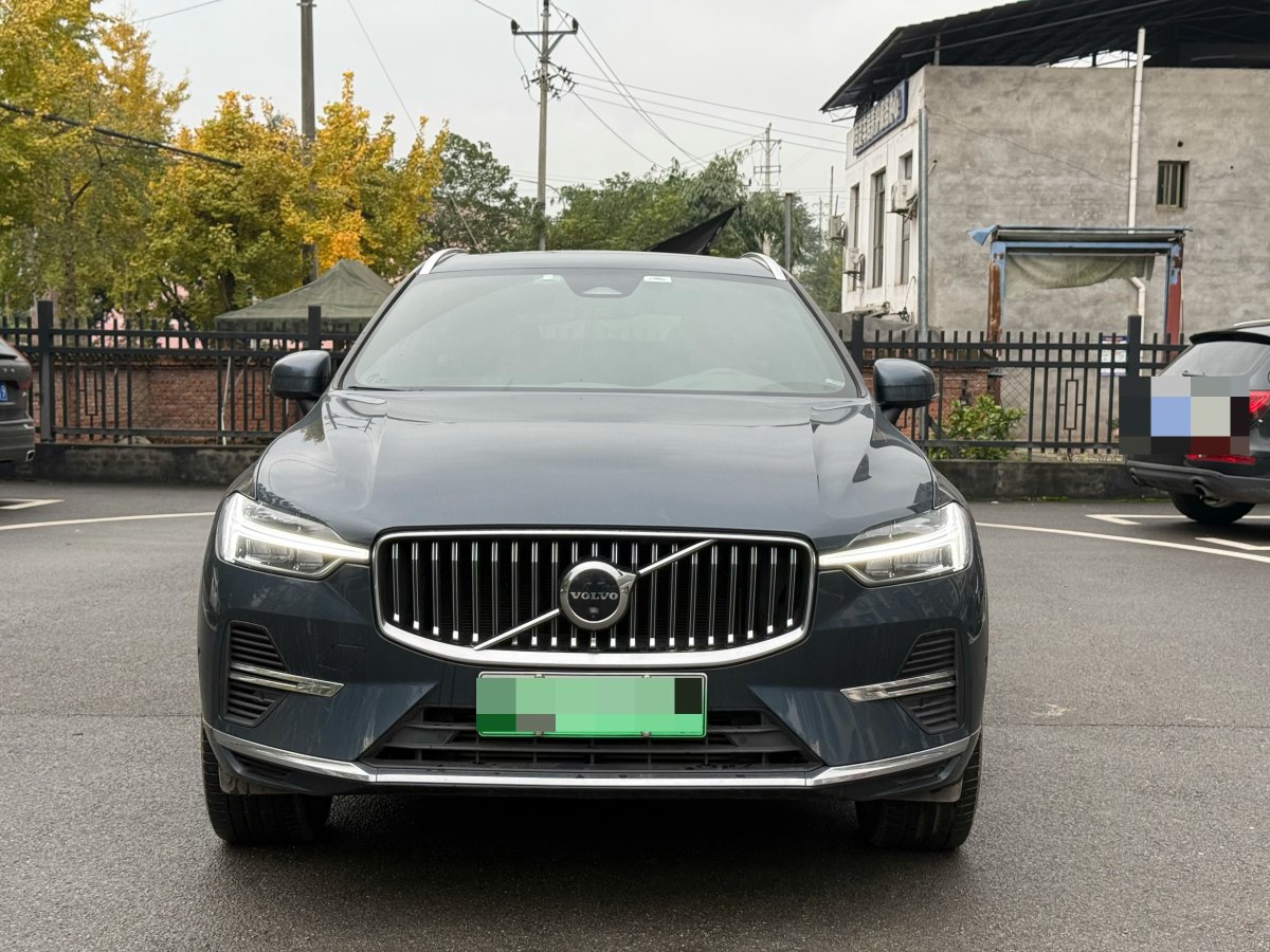 沃爾沃 XC60新能源  2023款 T8 插電混動(dòng) 長(zhǎng)續(xù)航四驅(qū)智遠(yuǎn)豪華樂(lè)享版圖片