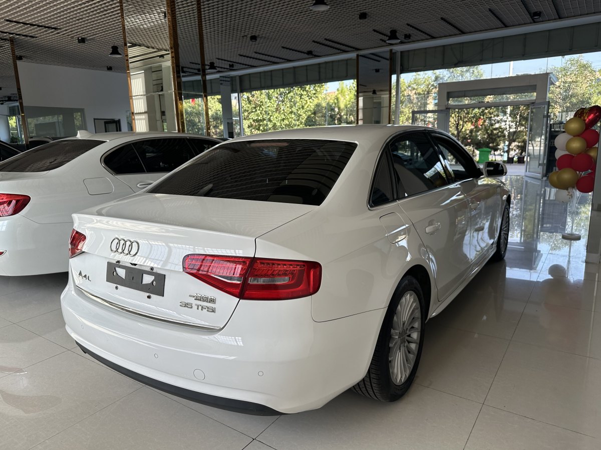 奧迪 奧迪A4L  2015款 35 TFSI 自動(dòng)舒適型圖片