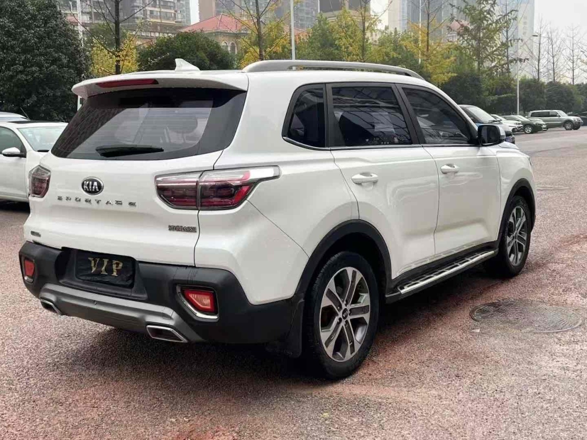 起亞 智跑  2018款 2.0L 自動智享豪華版圖片