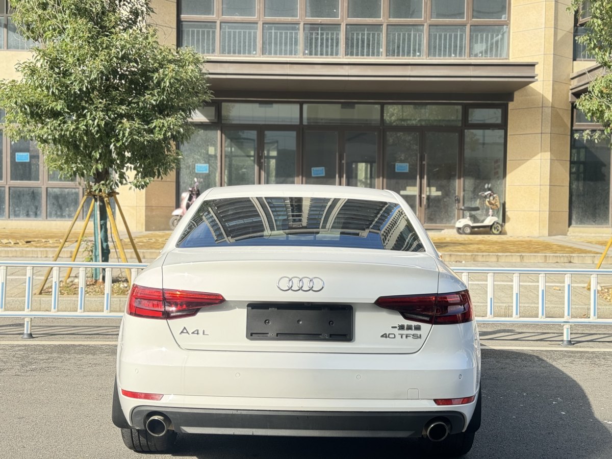 奧迪 奧迪A4L  2018款 30周年年型 40 TFSI 進取型圖片