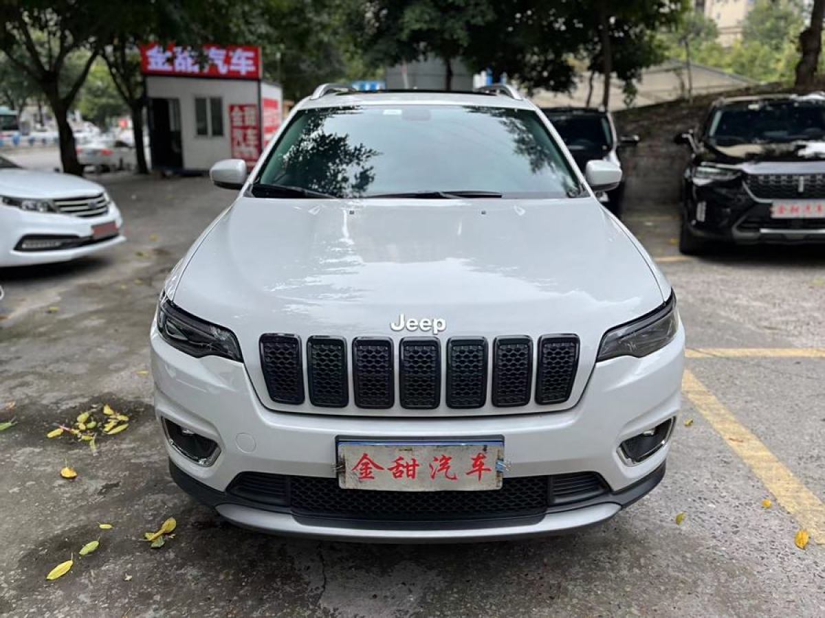 2022年11月Jeep 自由光  2020款 2.0T 兩驅(qū)領(lǐng)先版