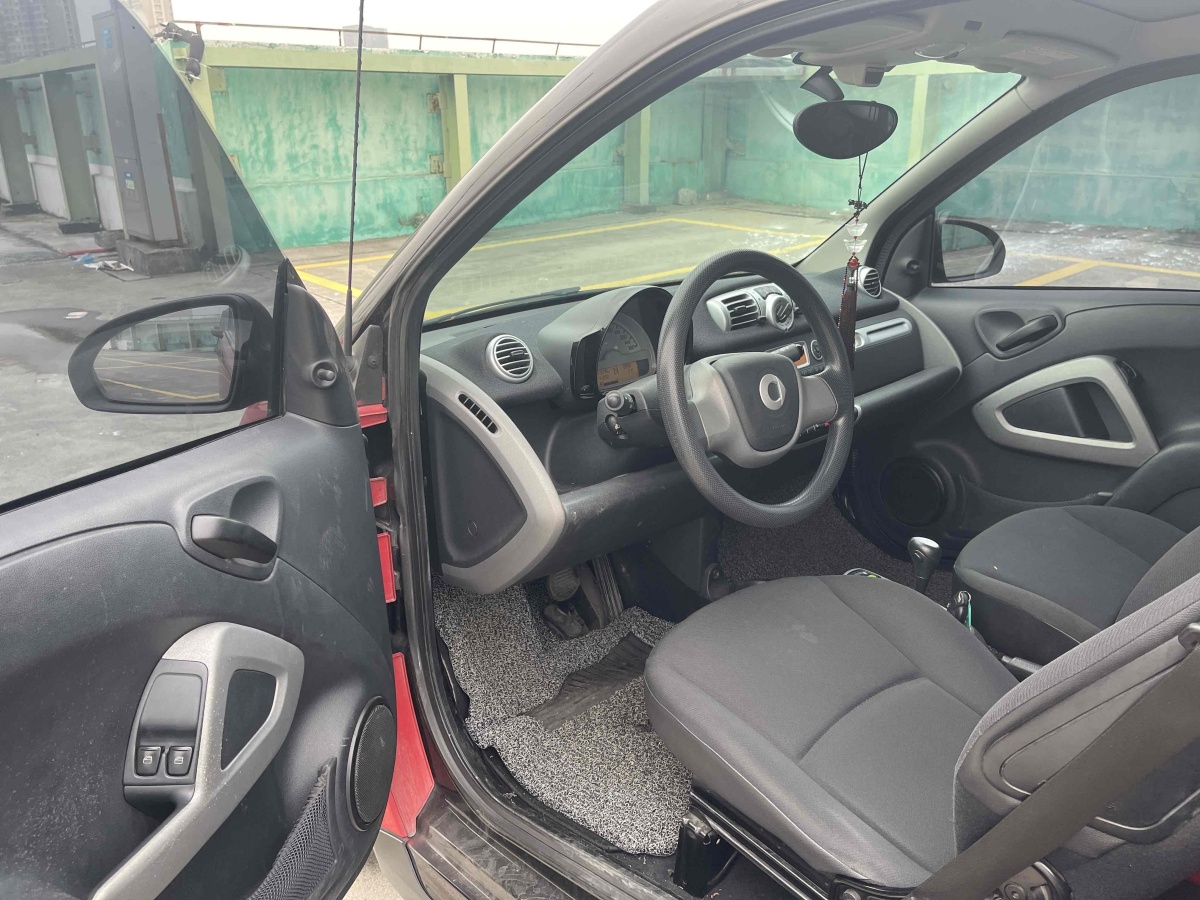 smart fortwo  2012款 1.0 MHD 硬頂標(biāo)準(zhǔn)版圖片