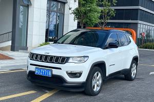 指南者 Jeep  220T 自动家享炫酷版