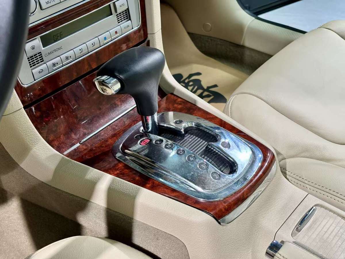 大眾 Passat領(lǐng)馭  2009款 1.8T 自動(dòng)尊仕型圖片