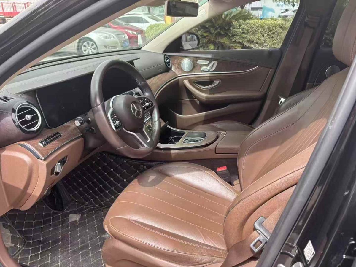奔馳 奔馳GLE  2019款 GLE 400 4MATIC 臻藏版(特殊配置)圖片
