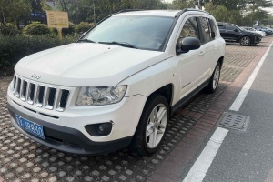 指南者 Jeep 2.4L 四驱都市版