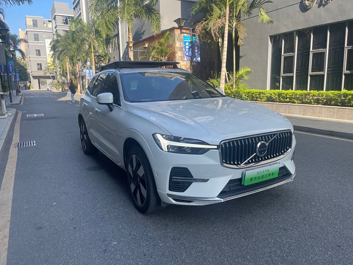 沃爾沃 XC60新能源  2024款 T8 插電混動(dòng) 長(zhǎng)續(xù)航四驅(qū)智遠(yuǎn)豪華版圖片