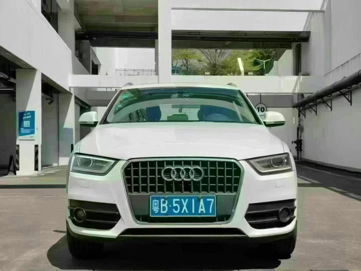 奧迪 奧迪Q3  2016款 30 TFSI 風(fēng)尚型圖片