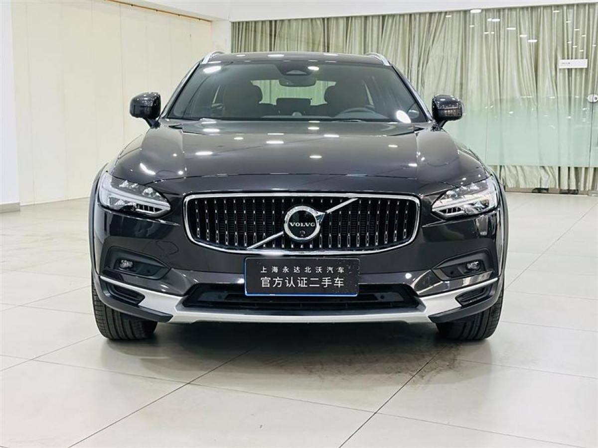 2023年10月沃爾沃 V90  2024款 Cross Country B5 AWD 智尊版