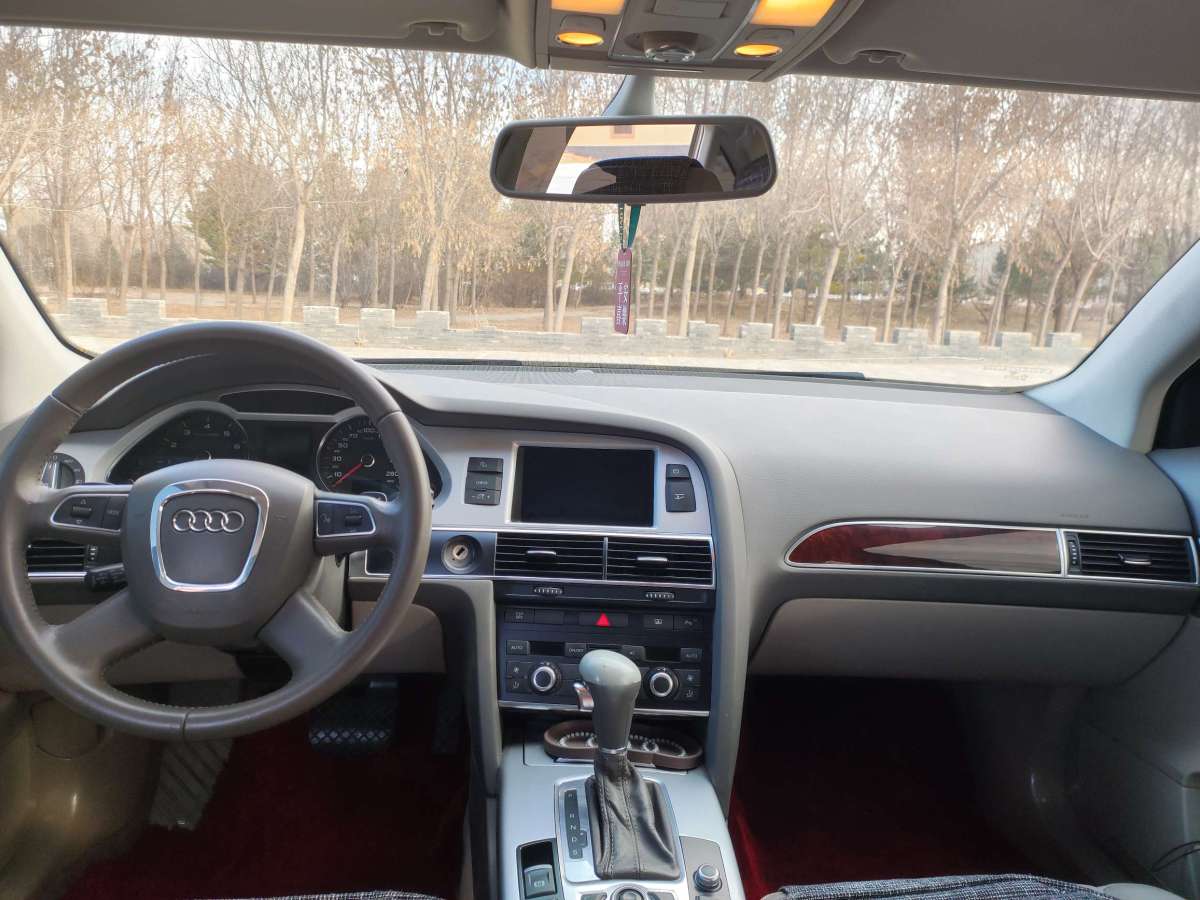 奧迪 奧迪A6L  2011款 2.0 TFSI 自動標準型圖片