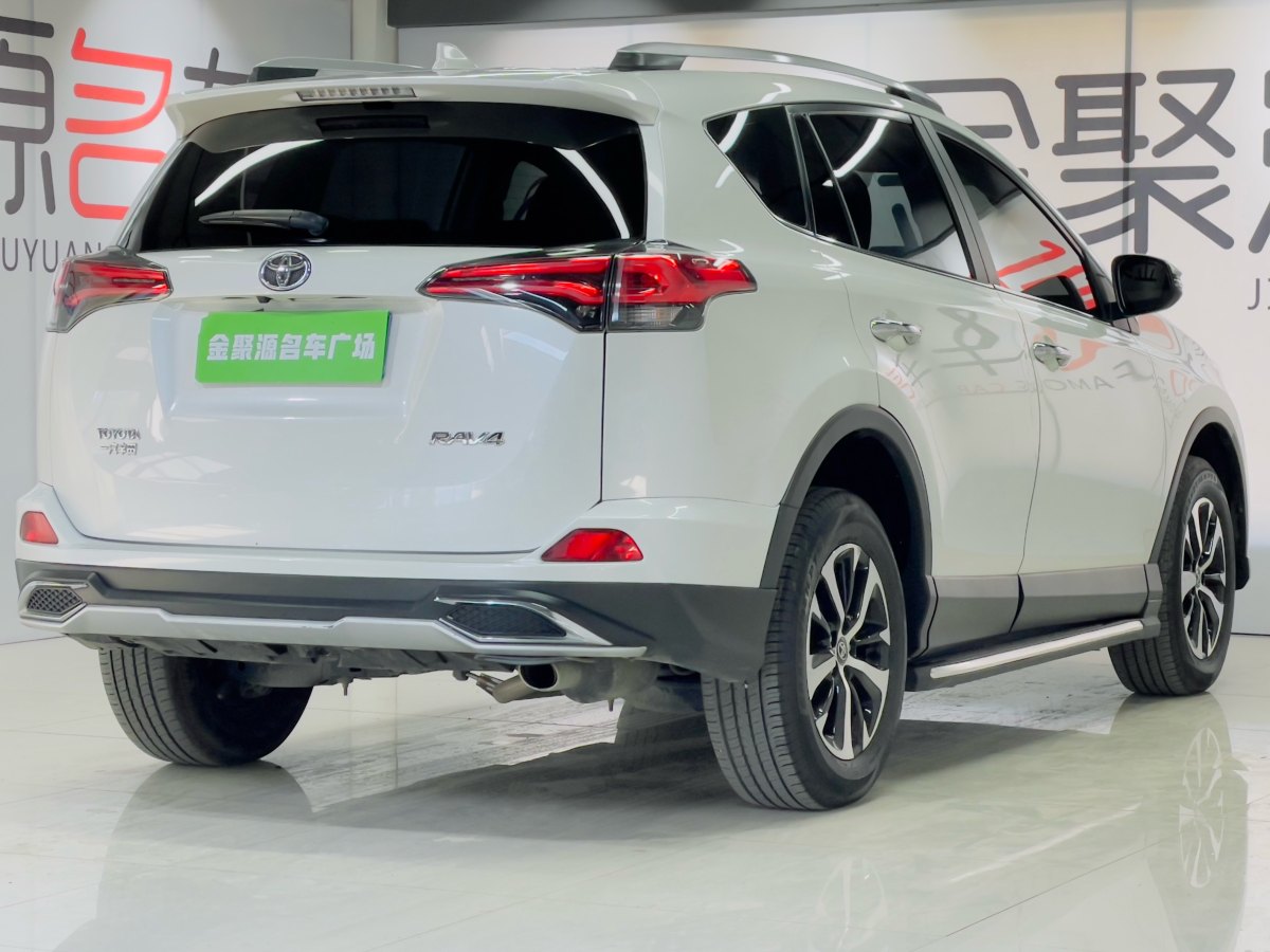 豐田 RAV4  2016款 榮放 2.0L CVT兩驅(qū)舒適版圖片