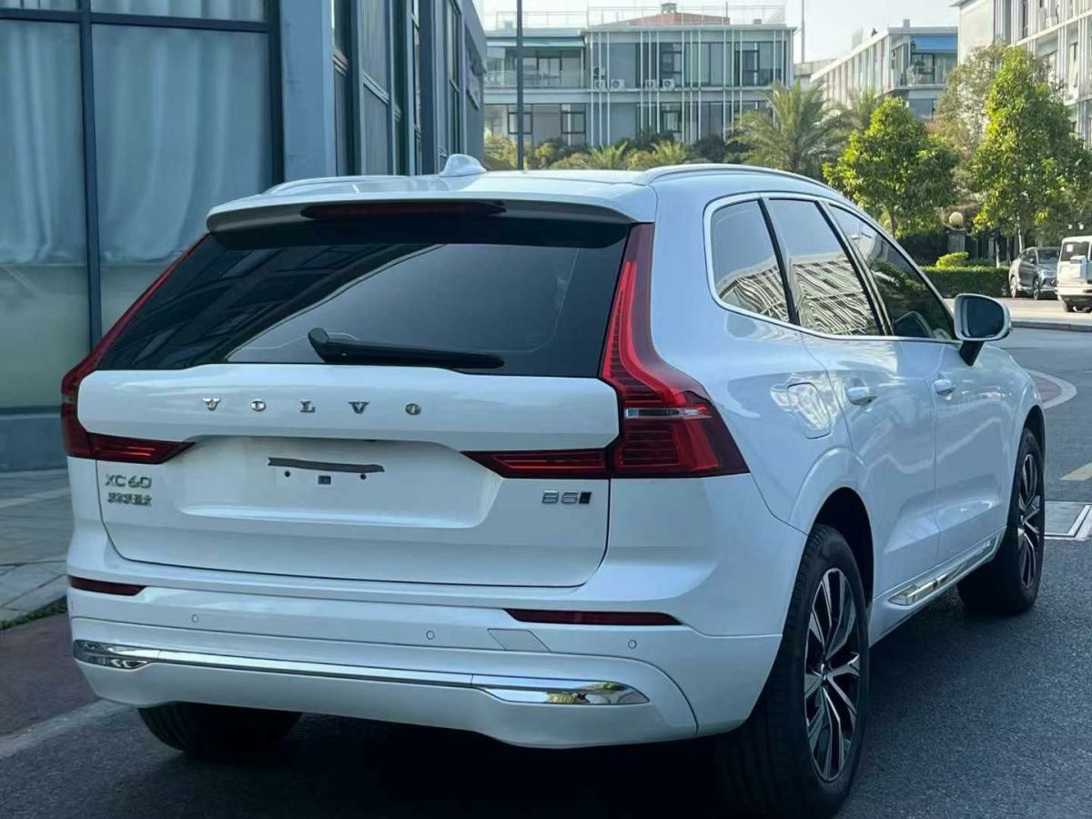 沃爾沃 XC60  2022款 B4 智行豪華版圖片