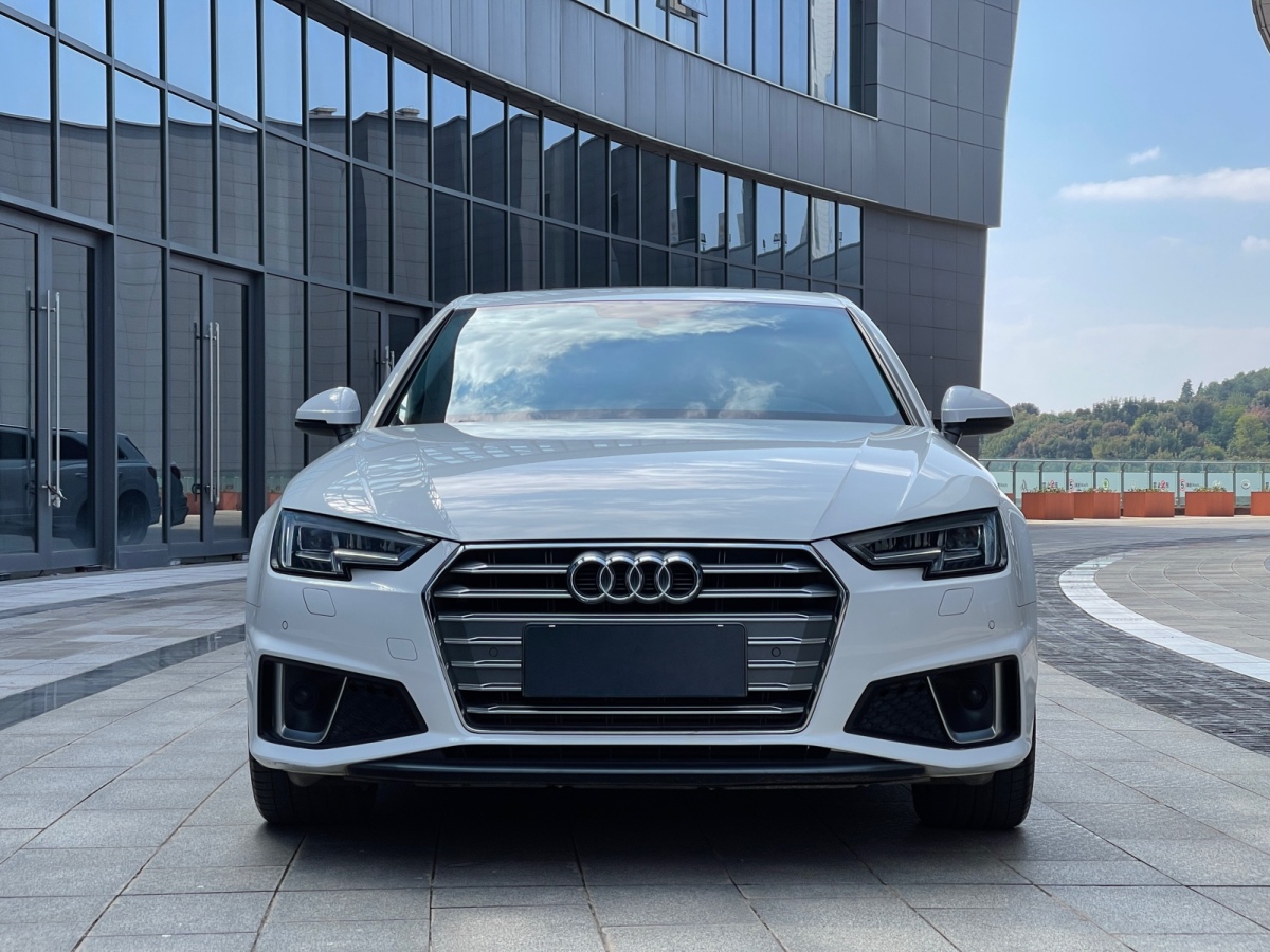 奧迪 奧迪a4l 2019款 40 tfsi 時尚型 國v 白色 自動檔對價格不滿意?