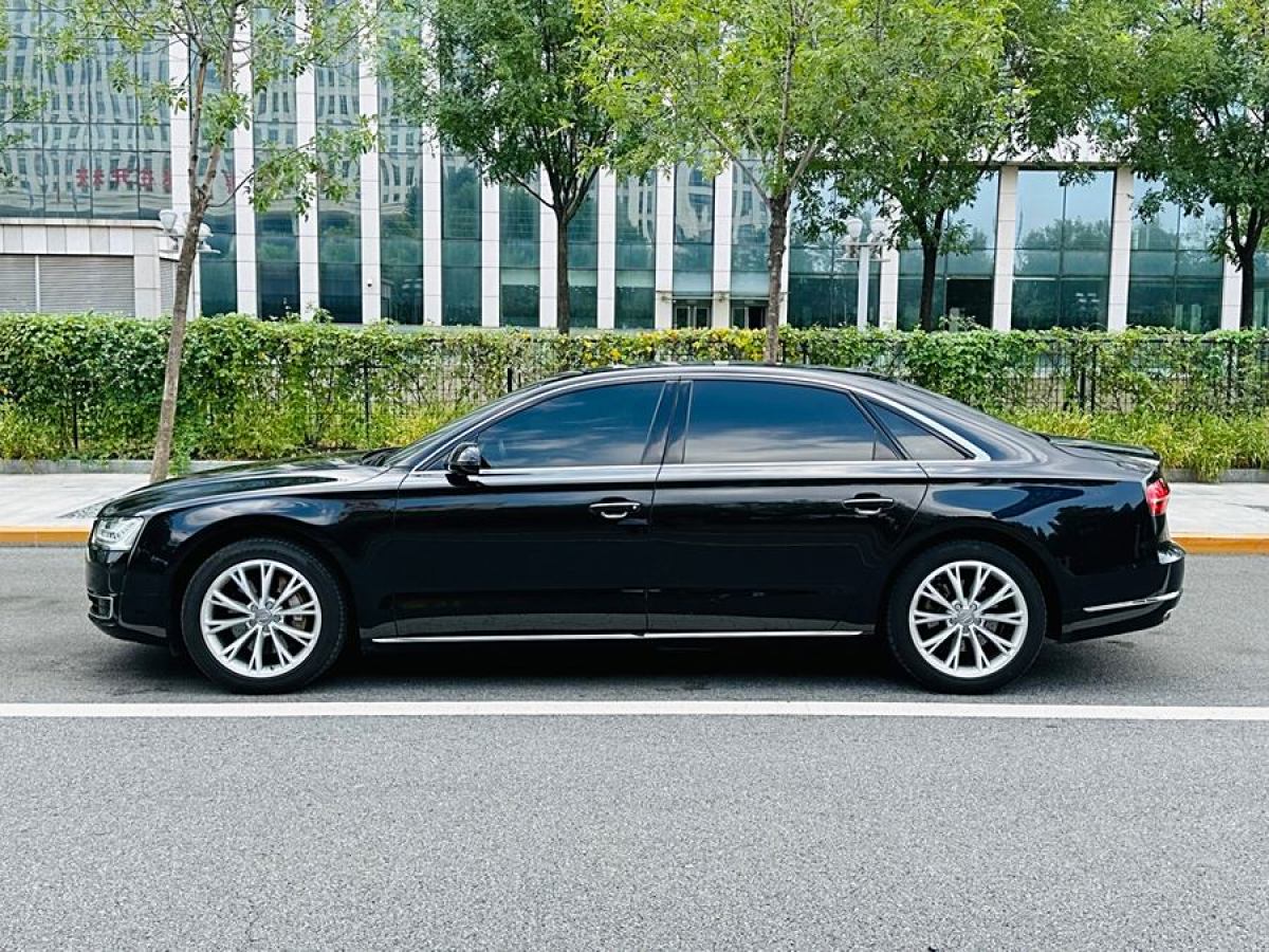 奧迪 奧迪A8  2014款 A8L 45 TFSI quattro豪華型圖片