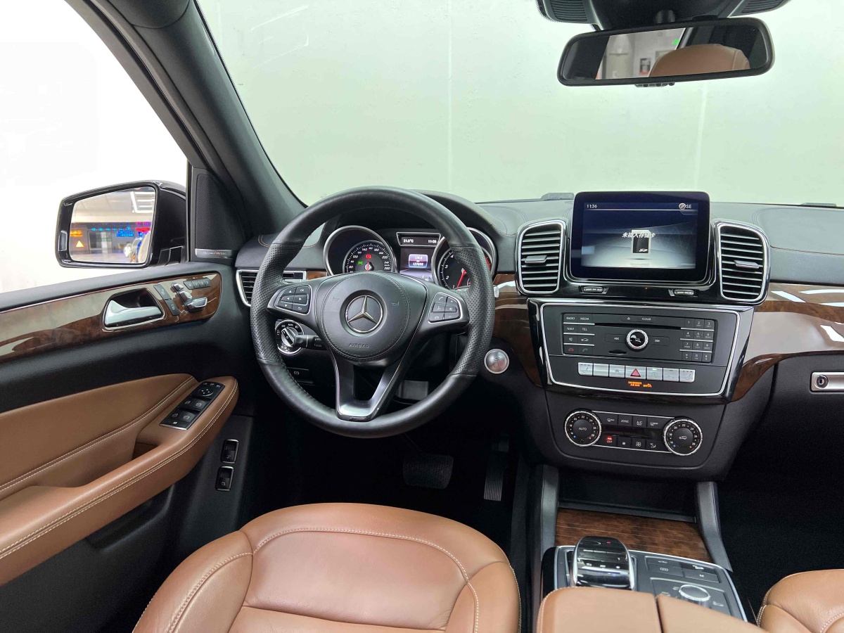 奔馳 奔馳GLS  2021款 改款 GLS 450 4MATIC 豪華型圖片