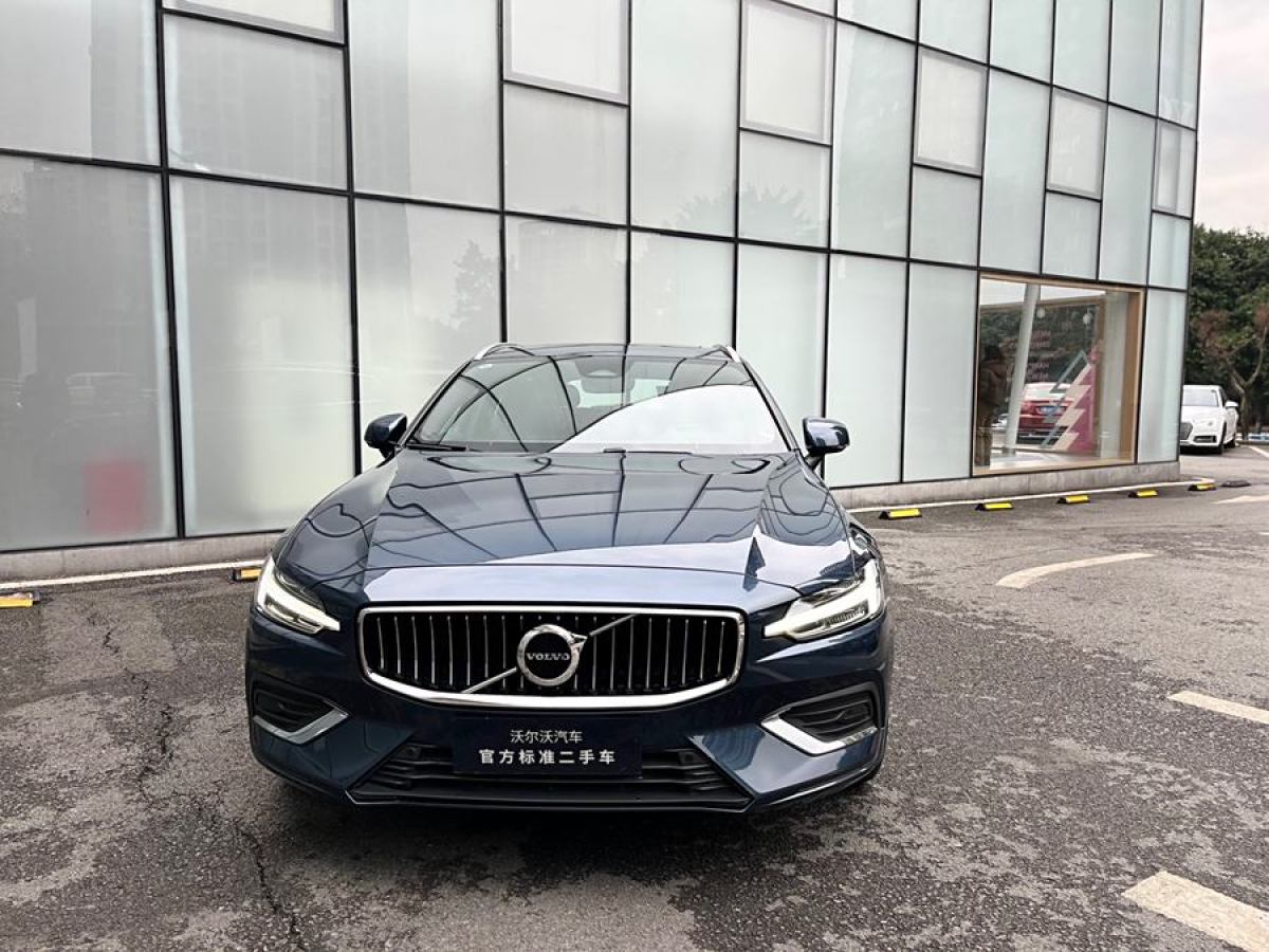 沃爾沃 V60  2024款 B5 智遠豪華版圖片