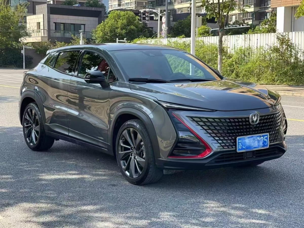 長(zhǎng)安 UNI-T  2020款 1.5T 旗艦型圖片