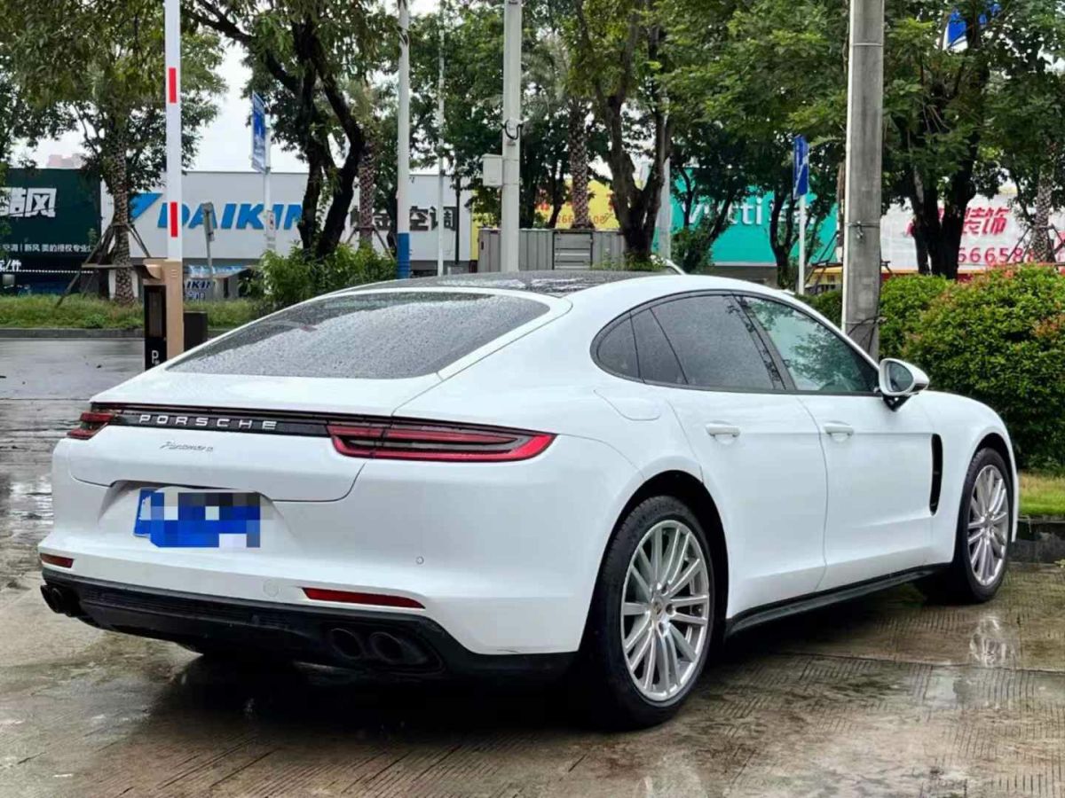 2020年1月保時捷 Panamera 