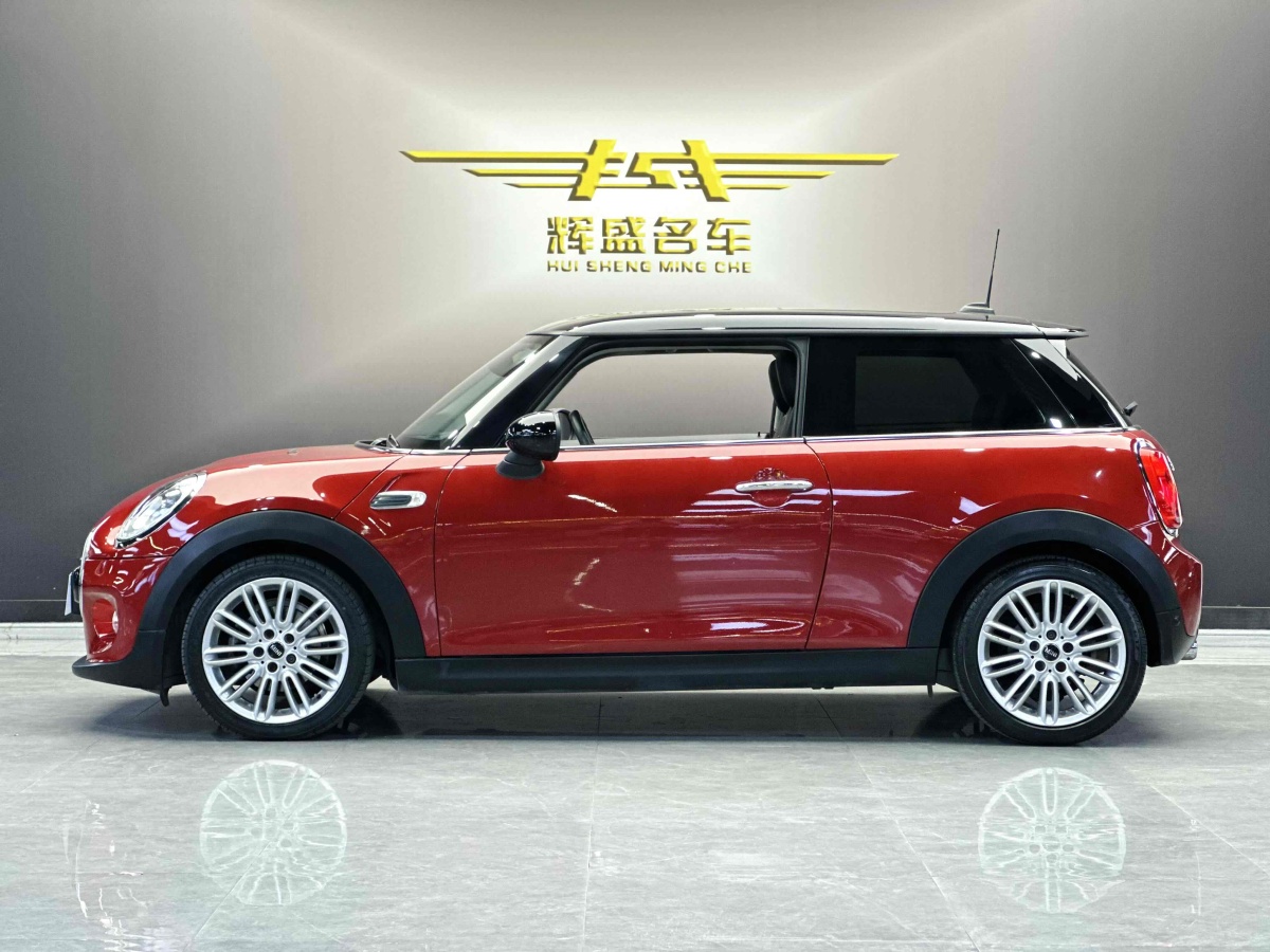 MINI MINI  2016款 1.5T COOPER 表現(xiàn)派圖片