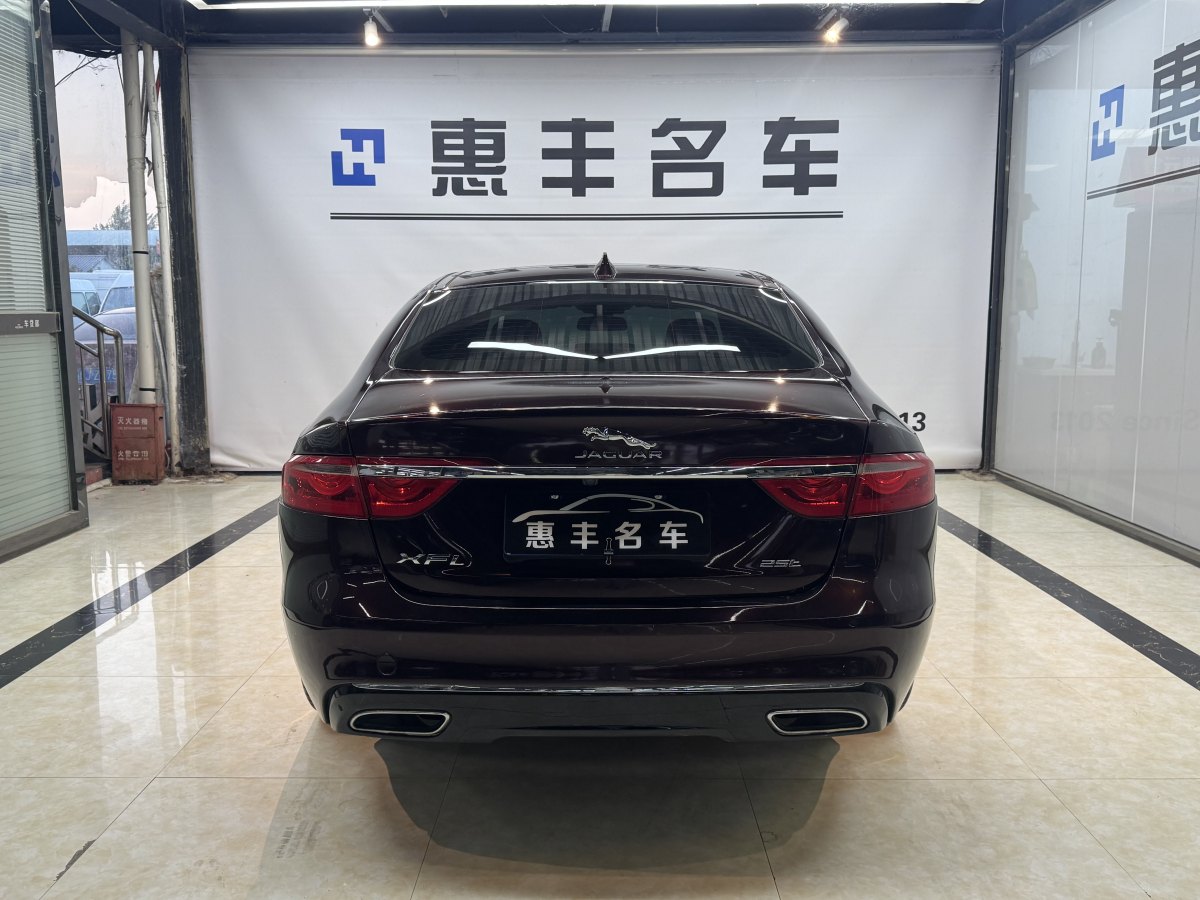 捷豹 XFL  2018款 XFL 2.0T 200PS 精英版圖片