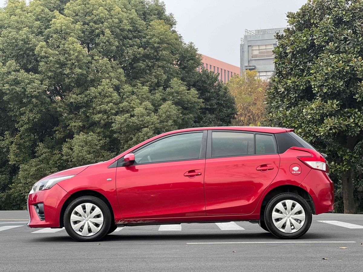 豐田 YARiS L 致炫  2015款 1.5E 自動魅動版圖片