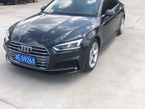 奥迪 奥迪A5  2021款 Sportback 40 TFSI quattro 豪华动感型