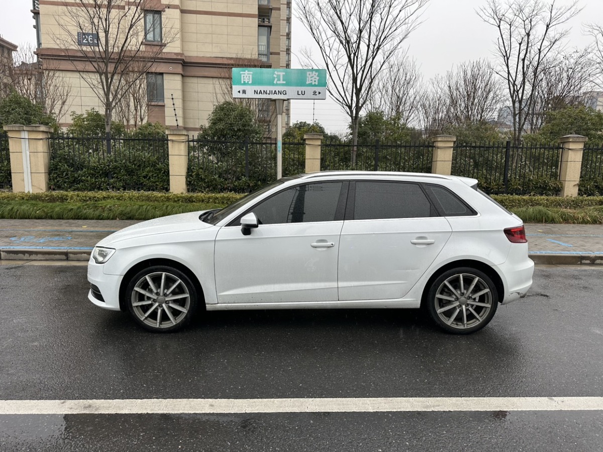 奧迪 奧迪A3  2016款 Sportback 35 TFSI 特別版圖片