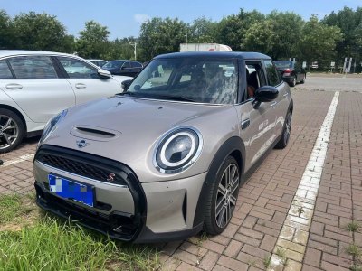 2023年2月 MINI MINI 2.0T COOPER S 艺术家 五门版图片