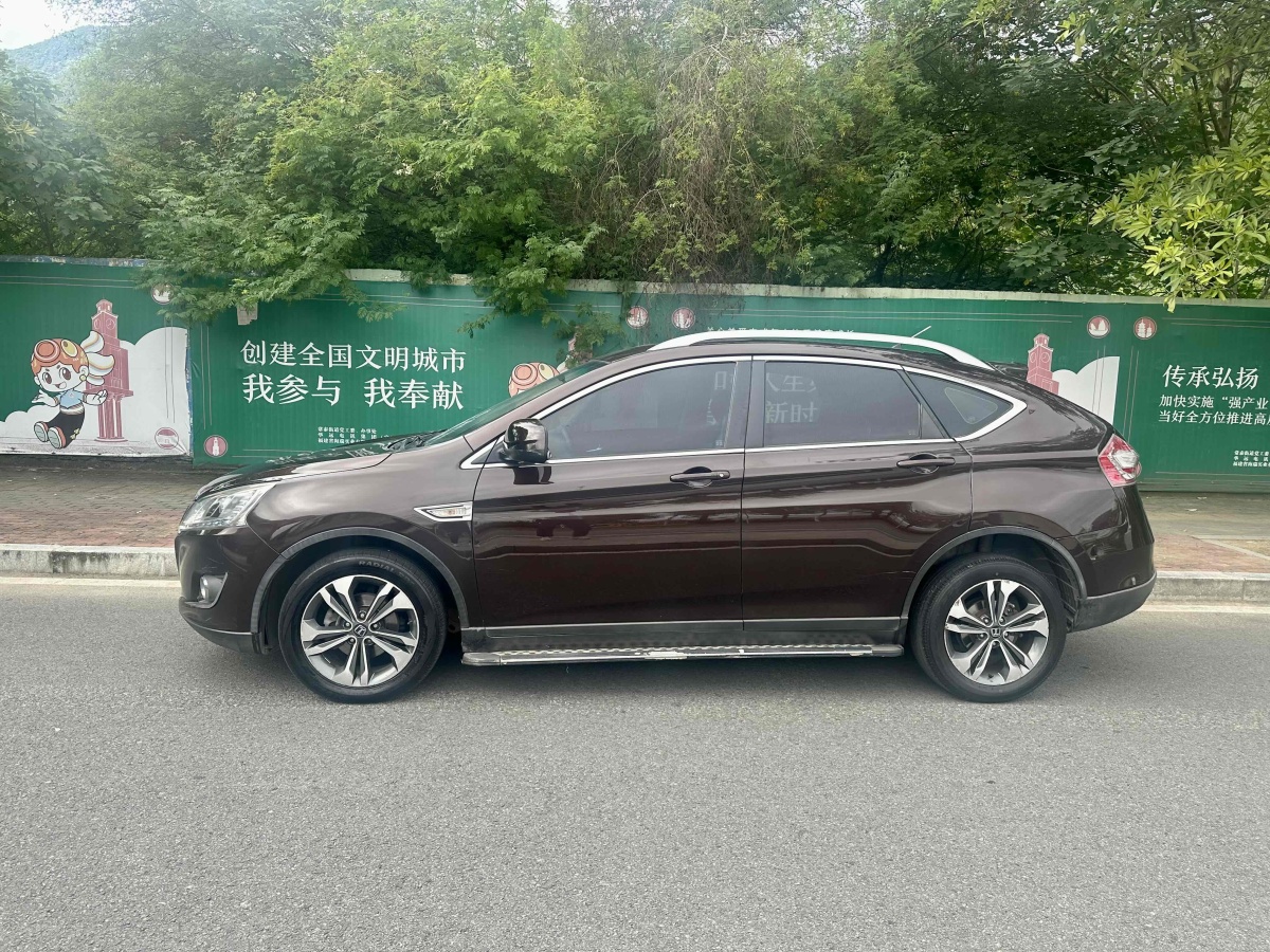 納智捷 優(yōu)6 SUV  2016款 1.8T 智尊型圖片