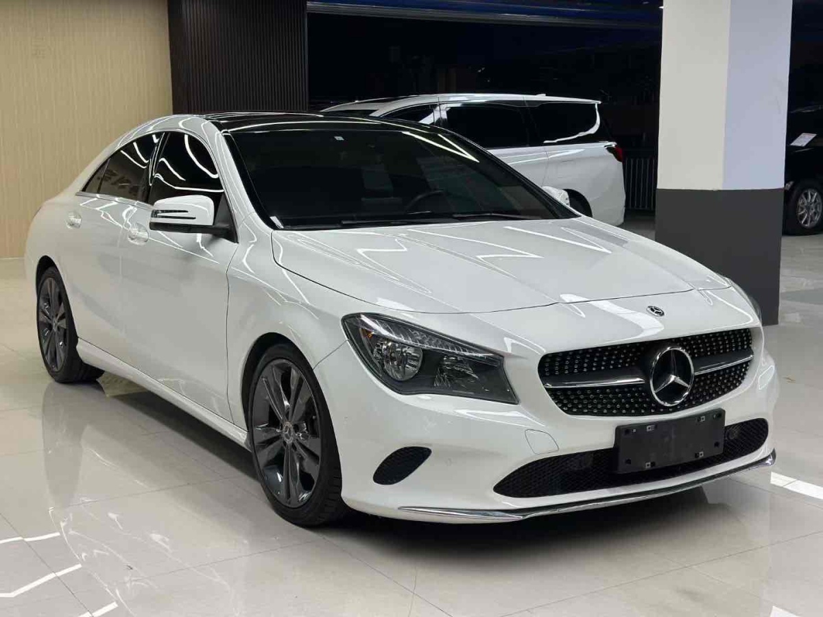 奔馳 奔馳CLA級  2018款 CLA 200 動感型圖片