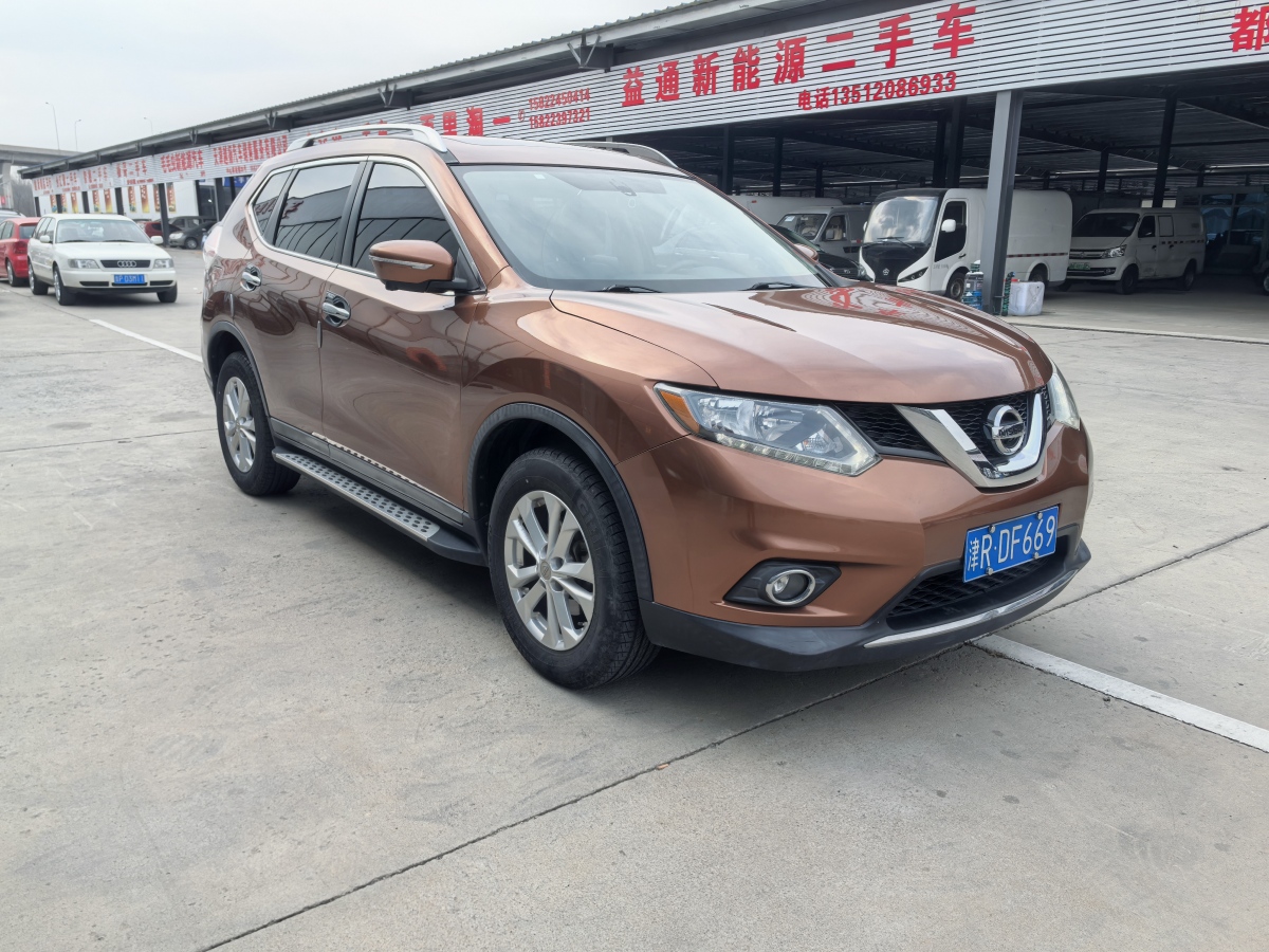 日產(chǎn) 奇駿  2014款 2.5L CVT尊享版 4WD圖片