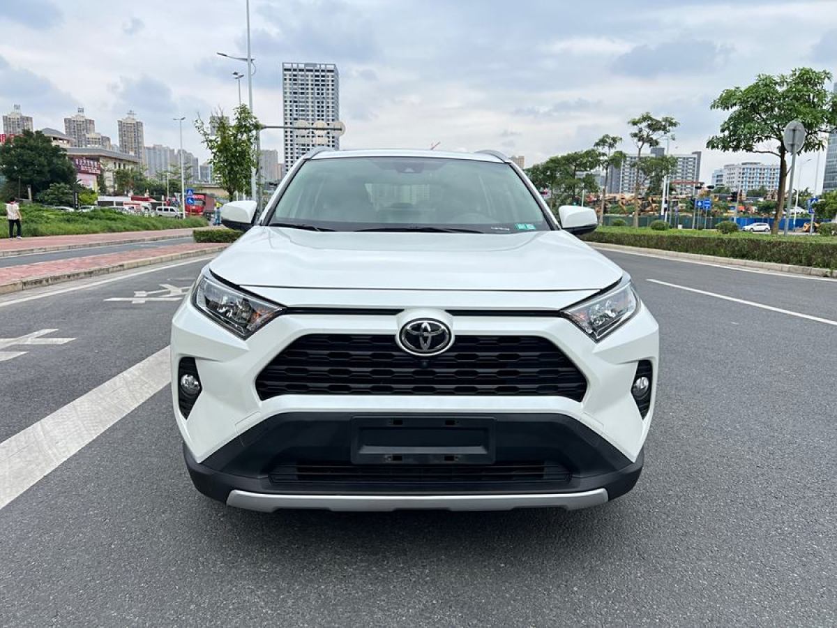 豐田 RAV4榮放  2021款 2.0L CVT兩驅(qū)風(fēng)尚版圖片